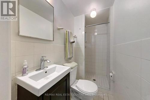 222 Wiles Lane, Grey Highlands, ON - Indoor Photo Showing Bathroom