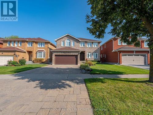 16 Lagani Avenue, Richmond Hill, ON - Outdoor With Facade