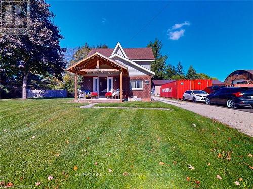 24 Alexandra Avenue, Chatsworth, ON - Outdoor