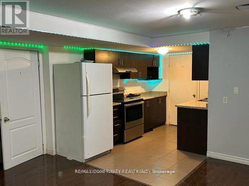 Bsmt - 21 Midvale Road, Brampton, ON - Indoor Photo Showing Kitchen