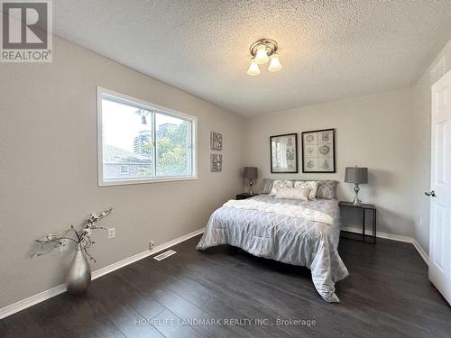 36 Vanity Crescent, Richmond Hill, ON - Indoor Photo Showing Bedroom