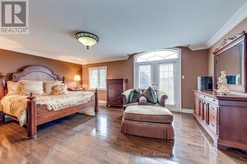 2284 Nena Crescent, Oakville, ON - Indoor Photo Showing Bedroom