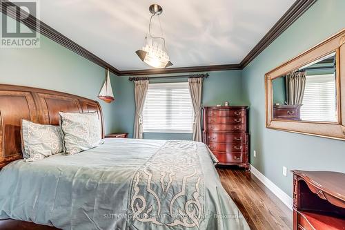 2284 Nena Crescent, Oakville, ON - Indoor Photo Showing Bedroom