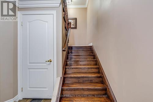 2284 Nena Crescent, Oakville, ON - Indoor Photo Showing Other Room