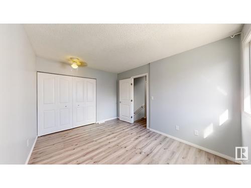 5642 19A Av Nw, Edmonton, AB - Indoor Photo Showing Other Room