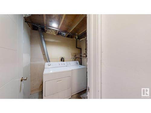 5642 19A Av Nw, Edmonton, AB - Indoor Photo Showing Laundry Room