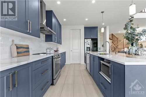 231 Dagenham Street, Ottawa, ON - Indoor Photo Showing Kitchen With Upgraded Kitchen