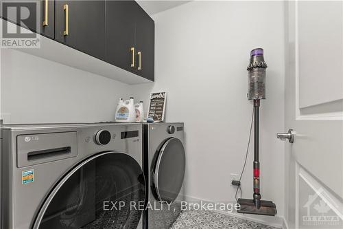 231 Dagenham Street, Ottawa, ON - Indoor Photo Showing Laundry Room