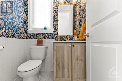 231 Dagenham Street, Ottawa, ON - Indoor Photo Showing Bathroom