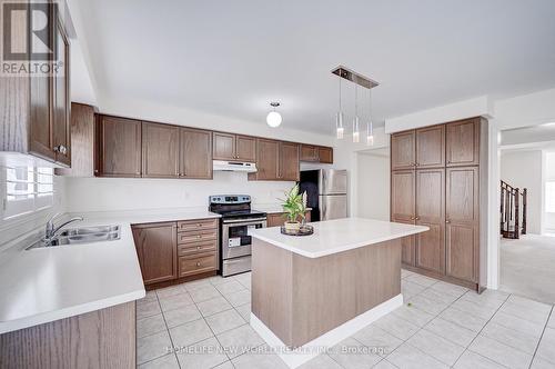 22 Dewsnap Road, Ajax, ON - Indoor Photo Showing Kitchen With Double Sink