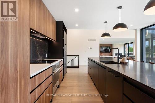 3207 Vivian Line 37, Stratford, ON - Indoor Photo Showing Kitchen