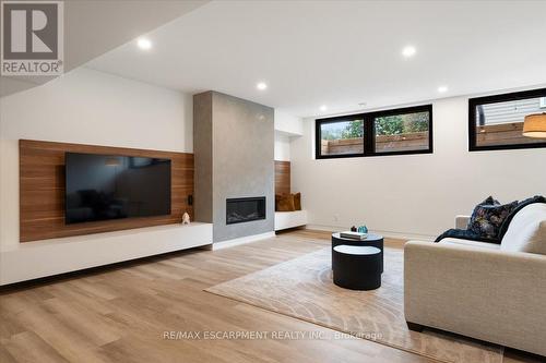 3207 Vivian Line 37, Stratford, ON - Indoor Photo Showing Living Room With Fireplace