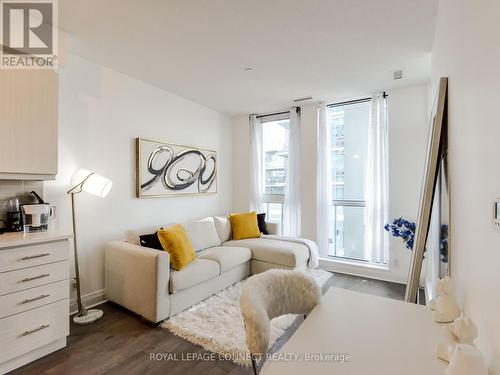 302 - 17 Zorra Street, Toronto, ON - Indoor Photo Showing Living Room