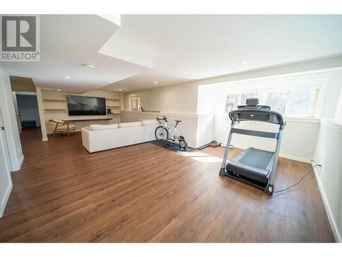 891 46Th  S Avenue, Cranbrook, BC - Indoor Photo Showing Gym Room