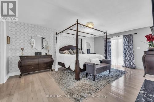 21 Riverside Drive, Haldimand, ON - Indoor Photo Showing Bedroom