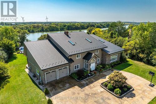 21 Riverside Drive, Haldimand, ON - Outdoor