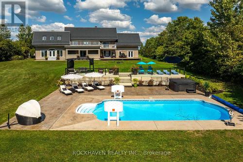 21 Riverside Drive, Haldimand, ON - Outdoor With In Ground Pool With Backyard