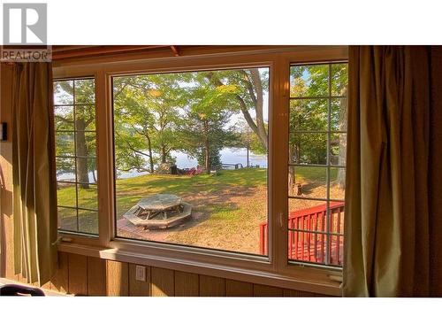 41 Sand-Birch Island, Elgin, ON - Indoor Photo Showing Other Room