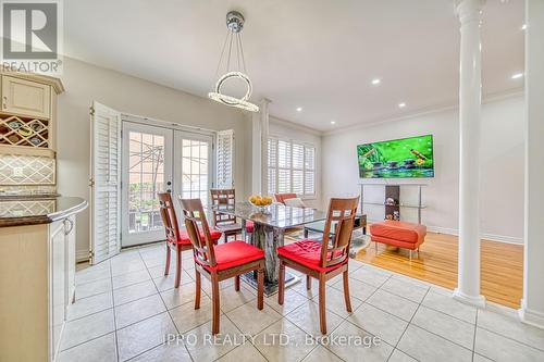 7 Gladstone Avenue, Vaughan, ON - Indoor Photo Showing Dining Room