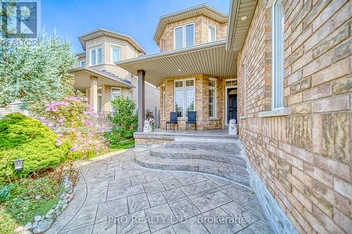 7 Gladstone Avenue, Vaughan, ON - Outdoor