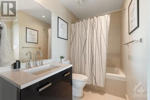 224 Lyon Street N Unit#1107, Ottawa, ON - Indoor Photo Showing Bathroom