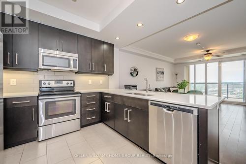 708 - 160 Macdonell Street, Guelph, ON - Indoor Photo Showing Kitchen