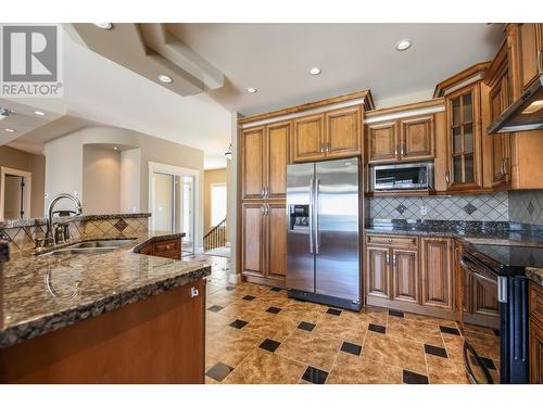 3631 Sawgrass Drive, Osoyoos, BC - Indoor Photo Showing Kitchen With Double Sink