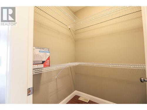 3631 Sawgrass Drive, Osoyoos, BC - Indoor With Storage