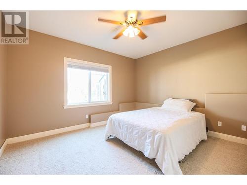 3631 Sawgrass Drive, Osoyoos, BC - Indoor Photo Showing Bedroom