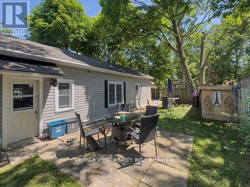 4351 Burch Place, Niagara Falls, ON - Outdoor