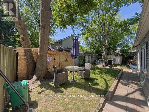 4351 Burch Place, Niagara Falls, ON - Outdoor