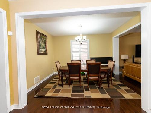 Upper-10 Devondale Ave, Brampton, ON - Indoor Photo Showing Dining Room