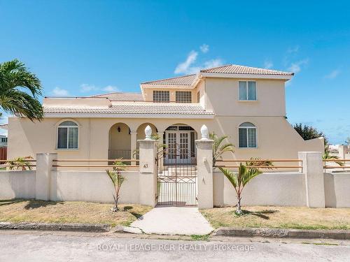 43 Oyster Cres, Barbados, ON - Outdoor