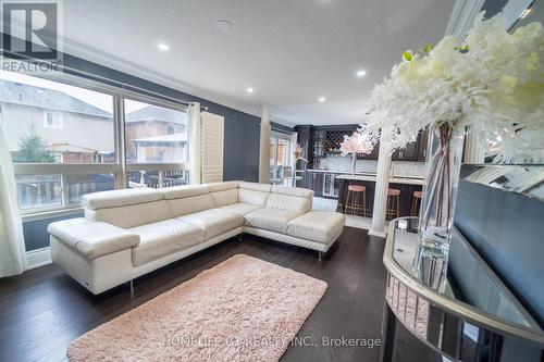 361 Edenbrook Hill Drive, Brampton, ON - Indoor Photo Showing Living Room