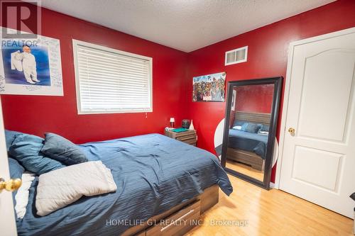 361 Edenbrook Hill Drive, Brampton, ON - Indoor Photo Showing Bedroom