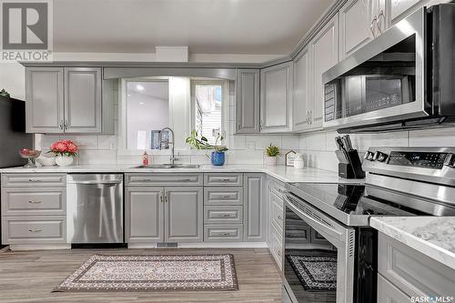 1634 Grace Street, Moose Jaw, SK - Indoor Photo Showing Kitchen With Double Sink With Upgraded Kitchen