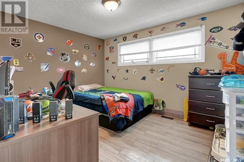 1634 Grace Street, Moose Jaw, SK - Indoor Photo Showing Bedroom