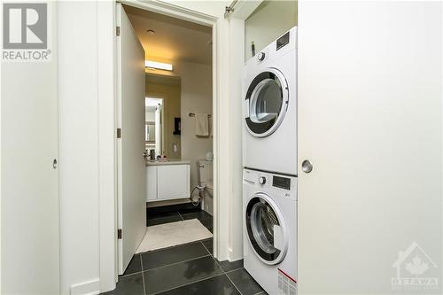 135 Barrette Street Unit#409, Ottawa, ON - Indoor Photo Showing Laundry Room