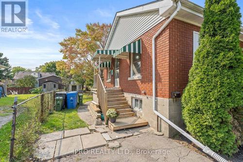 15 Lawrence Avenue, Guelph, ON - Outdoor