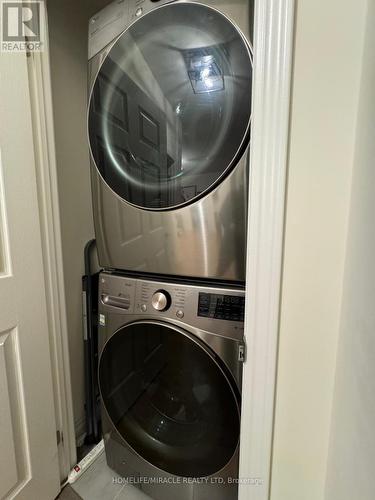 217 - 200 Lagerfeld Drive, Brampton, ON - Indoor Photo Showing Laundry Room