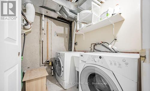 20 - 3100 Fifth Line Avenue W, Mississauga, ON - Indoor Photo Showing Laundry Room