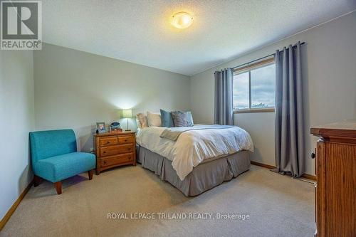 113 Manor Road, St. Thomas, ON - Indoor Photo Showing Bedroom