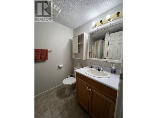 4619 Spruce Avenue, Fort Nelson, BC - Indoor Photo Showing Bathroom