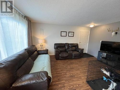 4619 Spruce Avenue, Fort Nelson, BC - Indoor Photo Showing Living Room