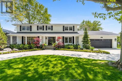 395 Lakeview, Kingsville, ON - Outdoor With Facade