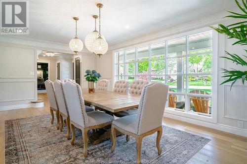 395 Lakeview, Kingsville, ON - Indoor Photo Showing Dining Room