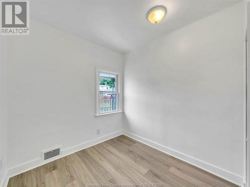 1046 Albert Road, Windsor, ON - Indoor Photo Showing Other Room