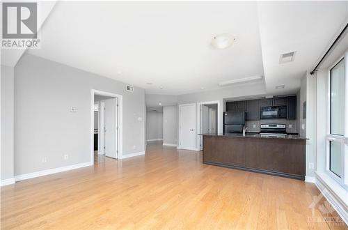 234 Rideau Street Unit#1901, Ottawa, ON - Indoor Photo Showing Kitchen