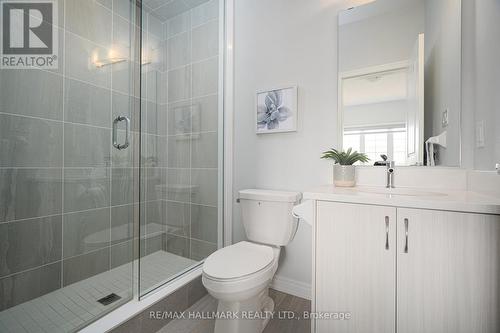 28 Bluestone Crescent, Brampton, ON - Indoor Photo Showing Bathroom