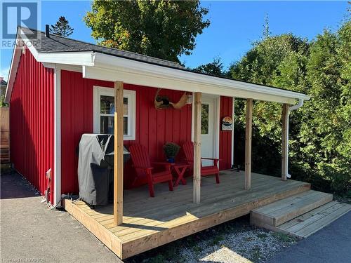 Self contained cottage. - 119 Thompson Lane, Southampton, ON - Outdoor